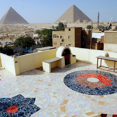 Pyramids Loft Homestay Kafrat al Jabal Exterior photo