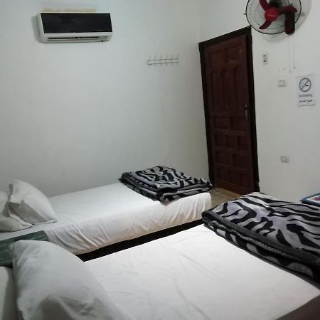 Pyramids Loft Homestay Kafrat al Jabal Exterior photo
