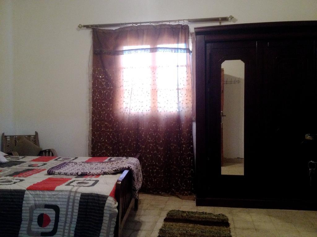 Pyramids Loft Homestay Kafrat al Jabal Room photo