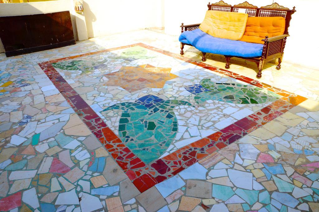 Pyramids Loft Homestay Kafrat al Jabal Exterior photo